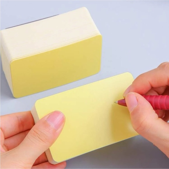 100pcs Yellow Blank Cards - Picture 2 of 5